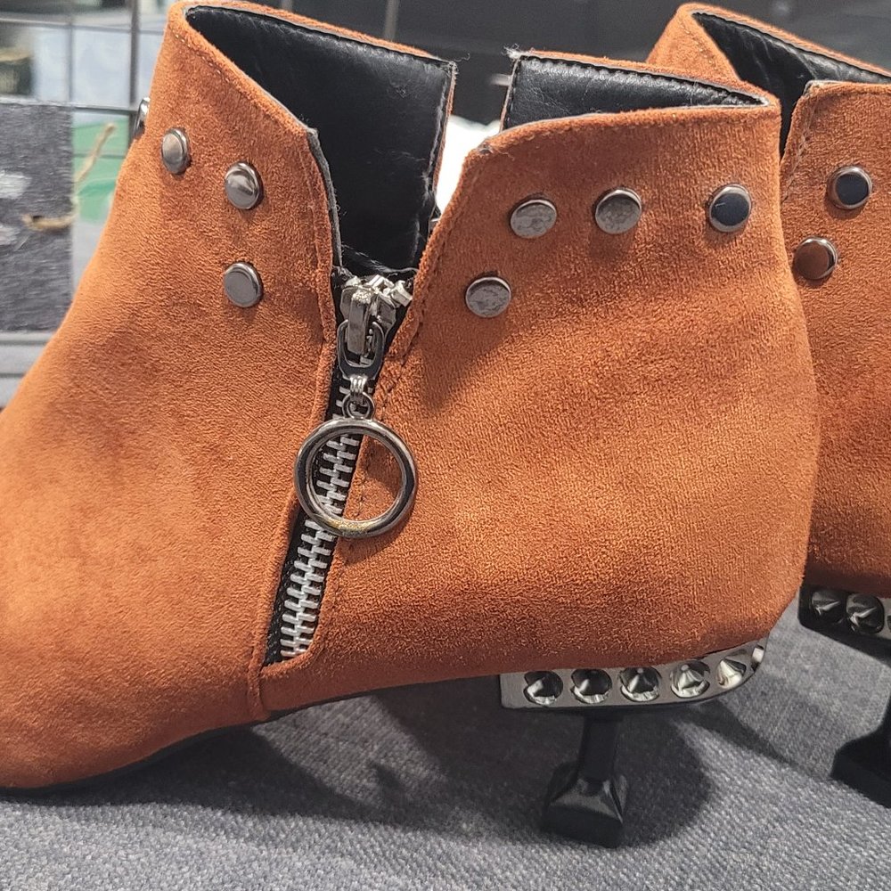 DRESS BOOTS - Picture 3 of 4